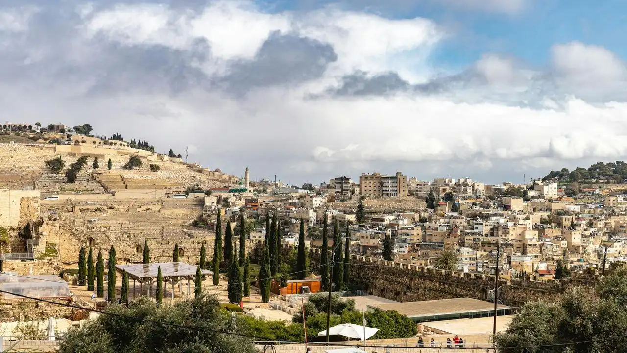 The Best Apps To Learn Hebrew: A Comprehensive Review