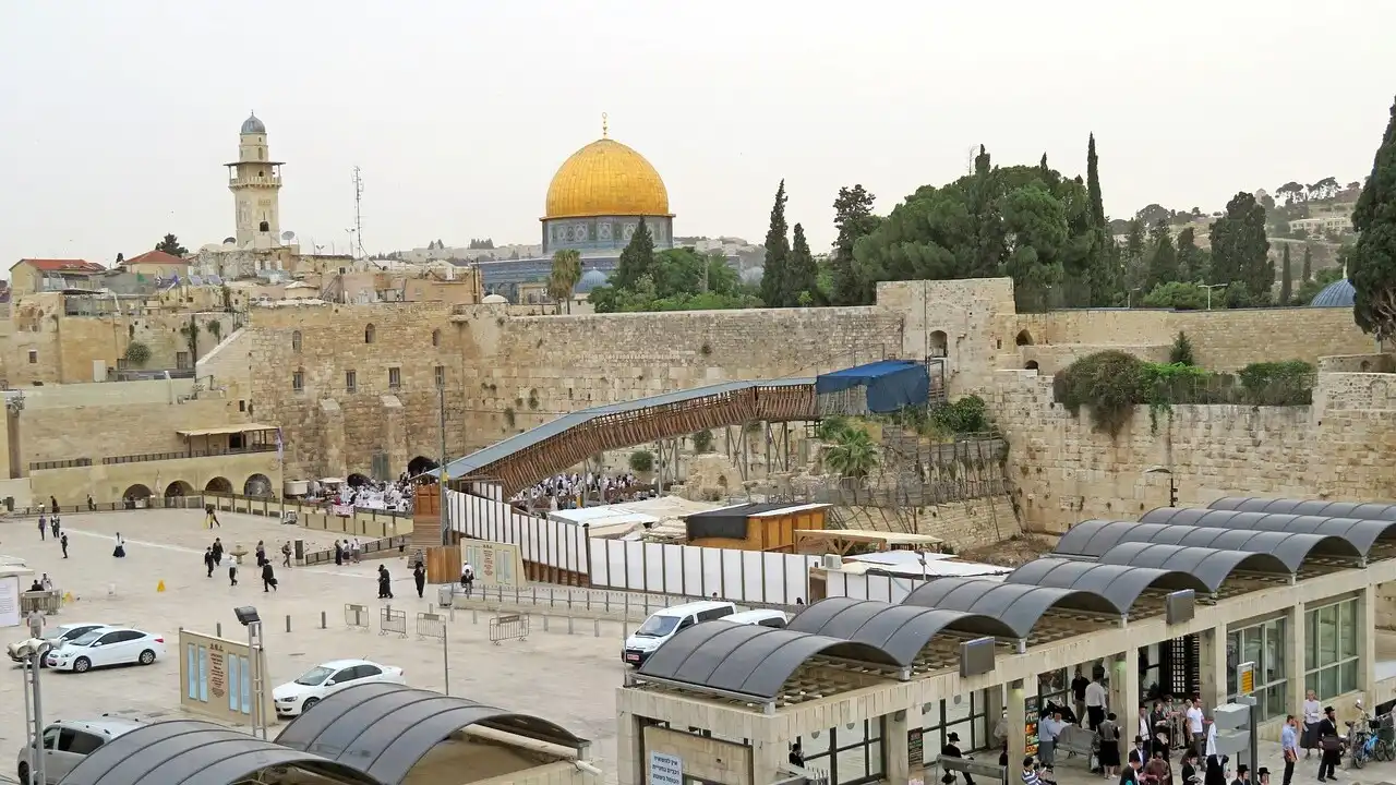 Key Differences Between Biblical And Modern Hebrew